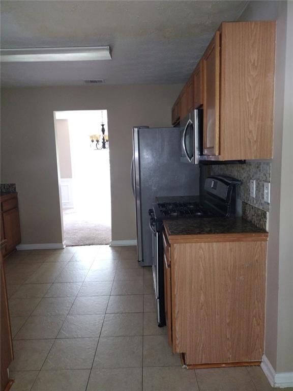 Building Photo - 2588 Rainmaker Dr