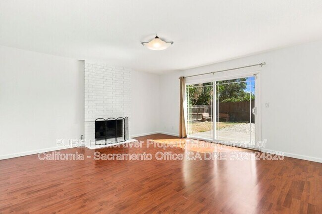 Building Photo - 4924 Olive Oak Way