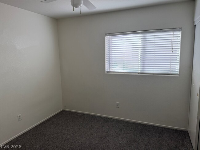 Building Photo - 203 Lynbrook St