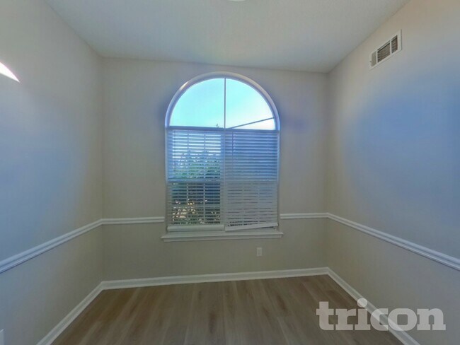 Building Photo - 1128 Misty Meadows Crossing