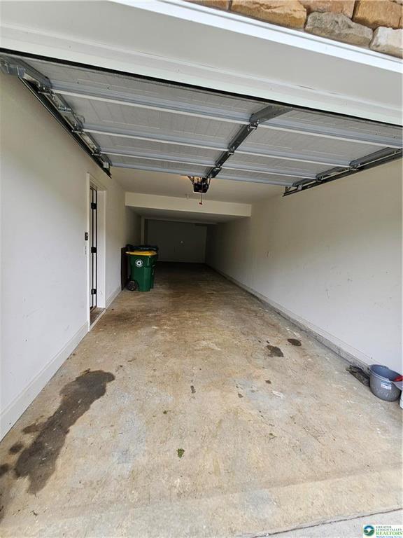 Building Photo - 1601 Greystone Cir