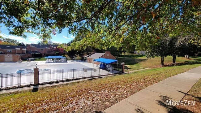 Building Photo - 6733 Constitution Ln