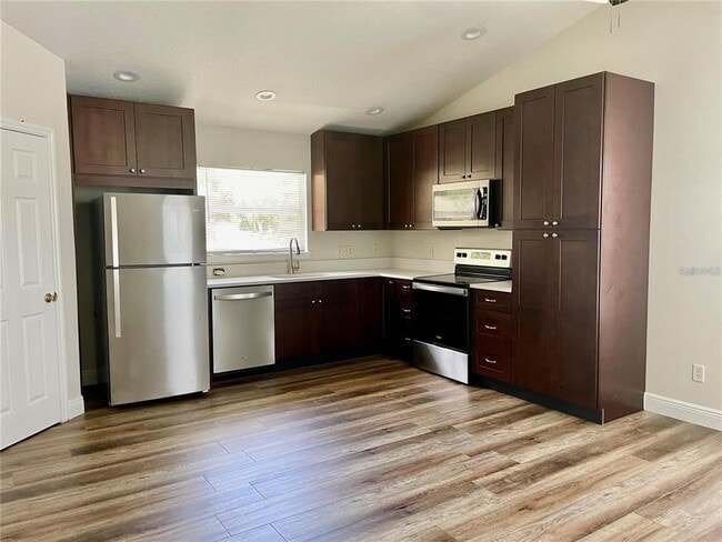 Building Photo - 445 W Desoto St