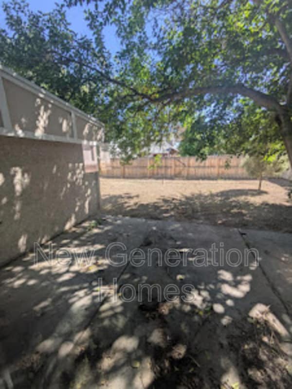 Building Photo - 920 Carteret Ave