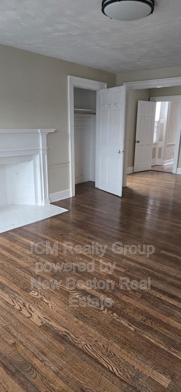 Building Photo - 86 Main St