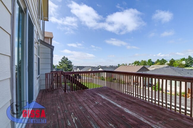 Building Photo - Beautiful home with views of Pikes Peak!