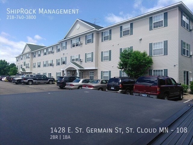 Building Photo - 1428 E St Germain St