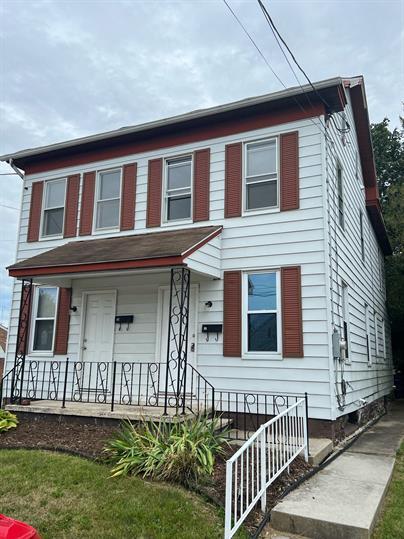 Primary Photo - 614 Maple Ave