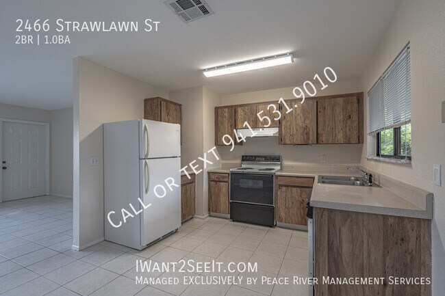 Building Photo - 2466 Strawlawn St