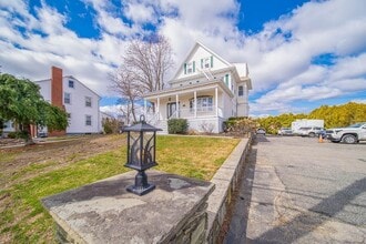 Building Photo - 2919 Pawtucket Ave