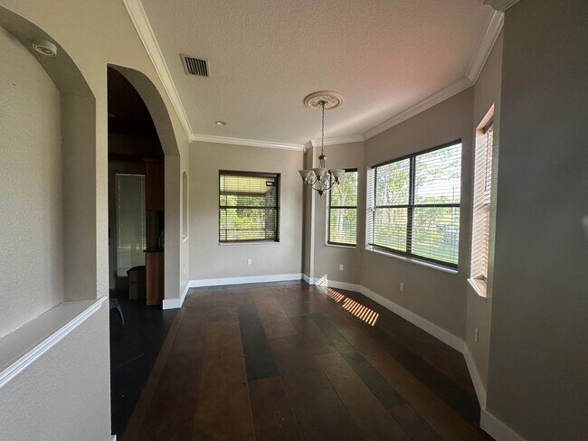 Building Photo - ***Spacious Country Living with Modern Com...
