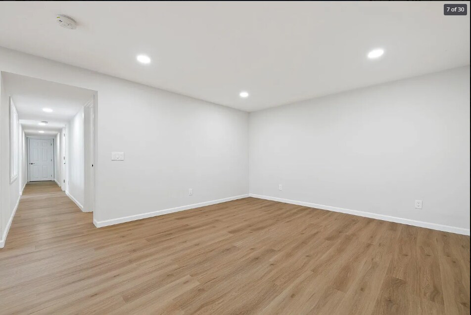 Building Photo - 41 Whisconier Vlg