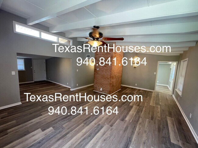 Building Photo - Newly Remodeled Home Across from Fain School