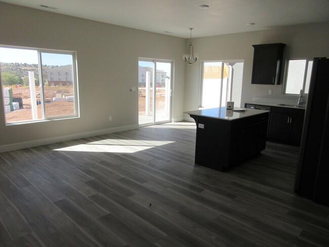 Building Photo - 4 bedroom - 2.5 Town home - Newer Construc...