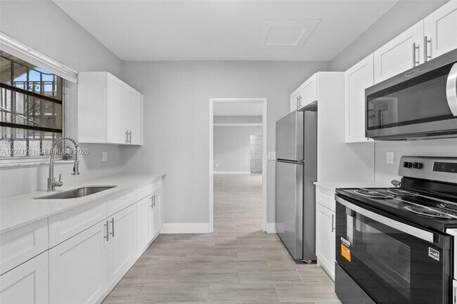 Building Photo - 1227 NW 27th St