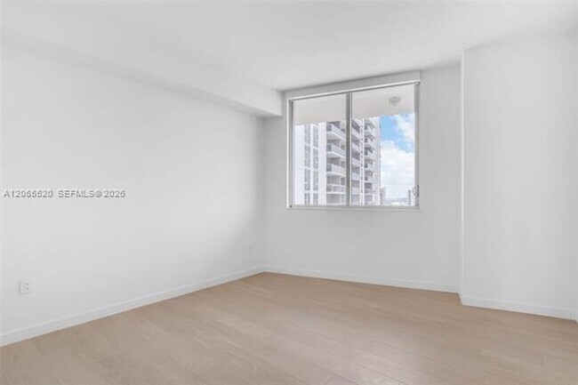Building Photo - 1400 Biscayne Blvd