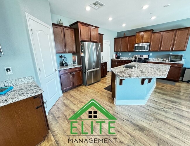 Building Photo - Welcome to this Immaculately Maintained Re...