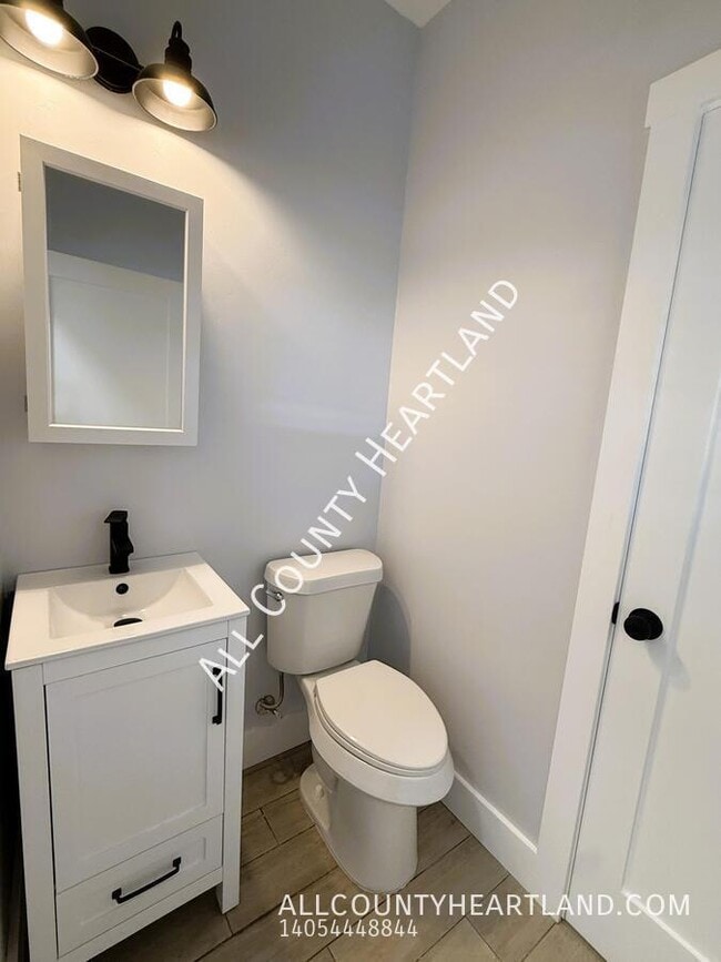 Building Photo - 2462 CR 1240