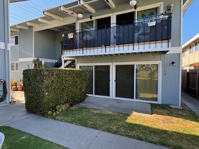 Building Photo - 5502 Fernhill Cir