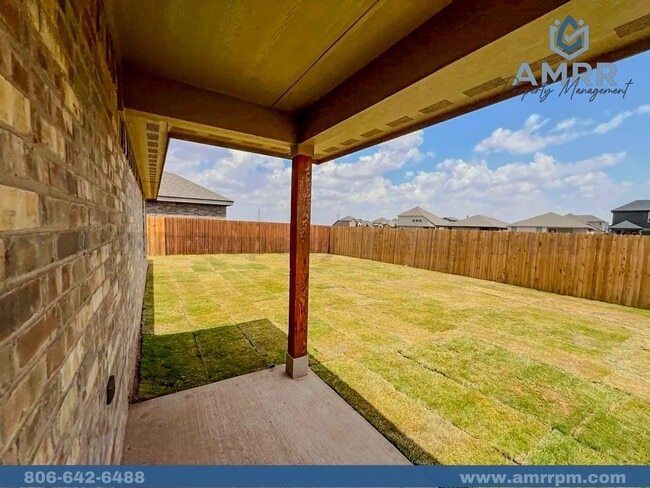 Building Photo - 8340 E County Rd 111