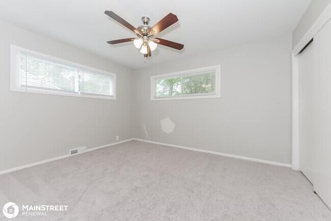 Building Photo - 11414 Richmond Ave