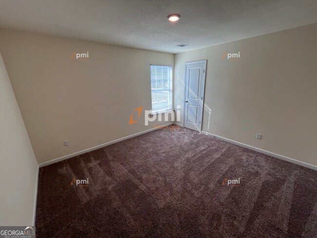 Building Photo - 521 Moline Wy