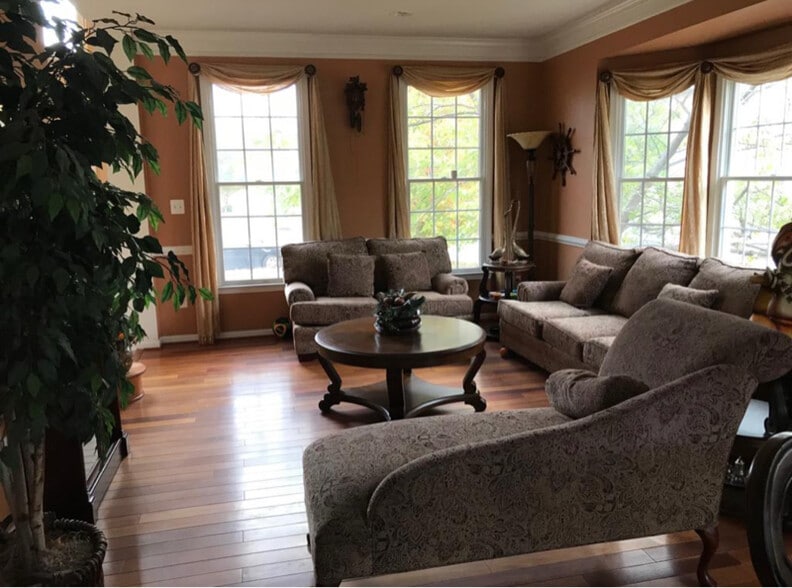 Building Photo - 43694 Lucketts Bridge Cir