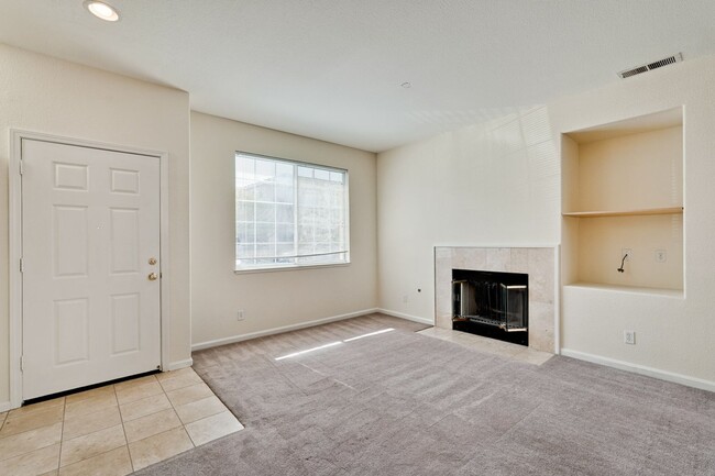 Building Photo - Introducing a Spacious 4 Bed 2.5 Bath Town...