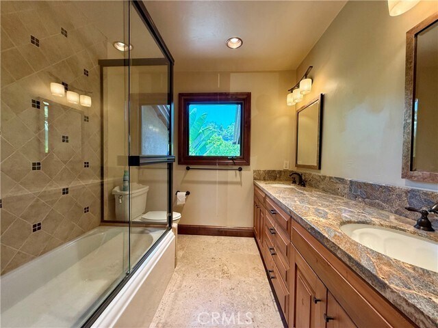 Building Photo - 24175 Paseo Del Campo