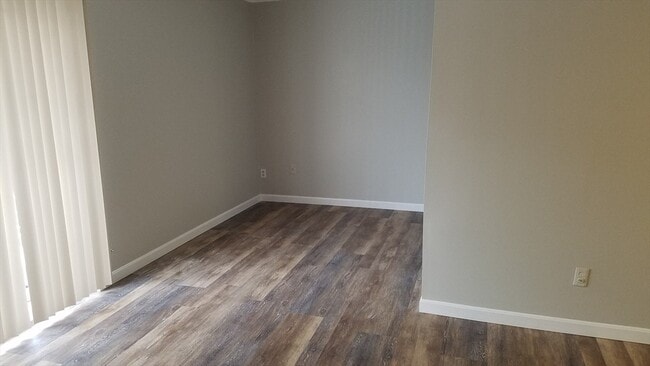 Building Photo - 40 Cochituate Rd