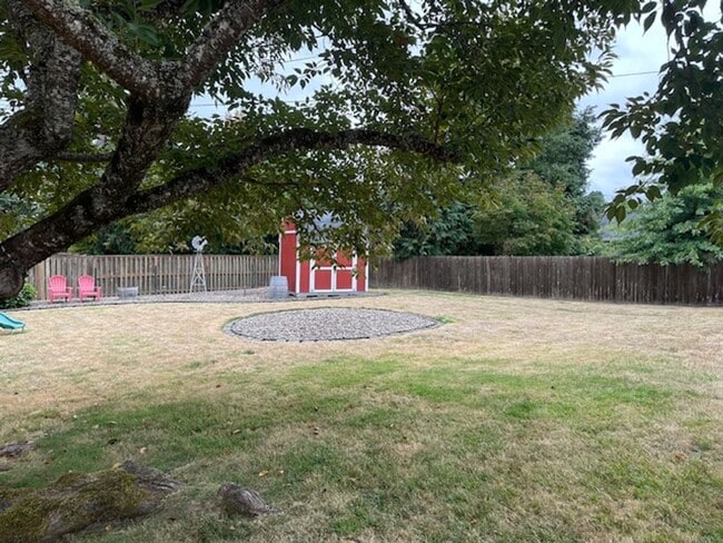 Building Photo - Furnished Story Book Home near Campus with...