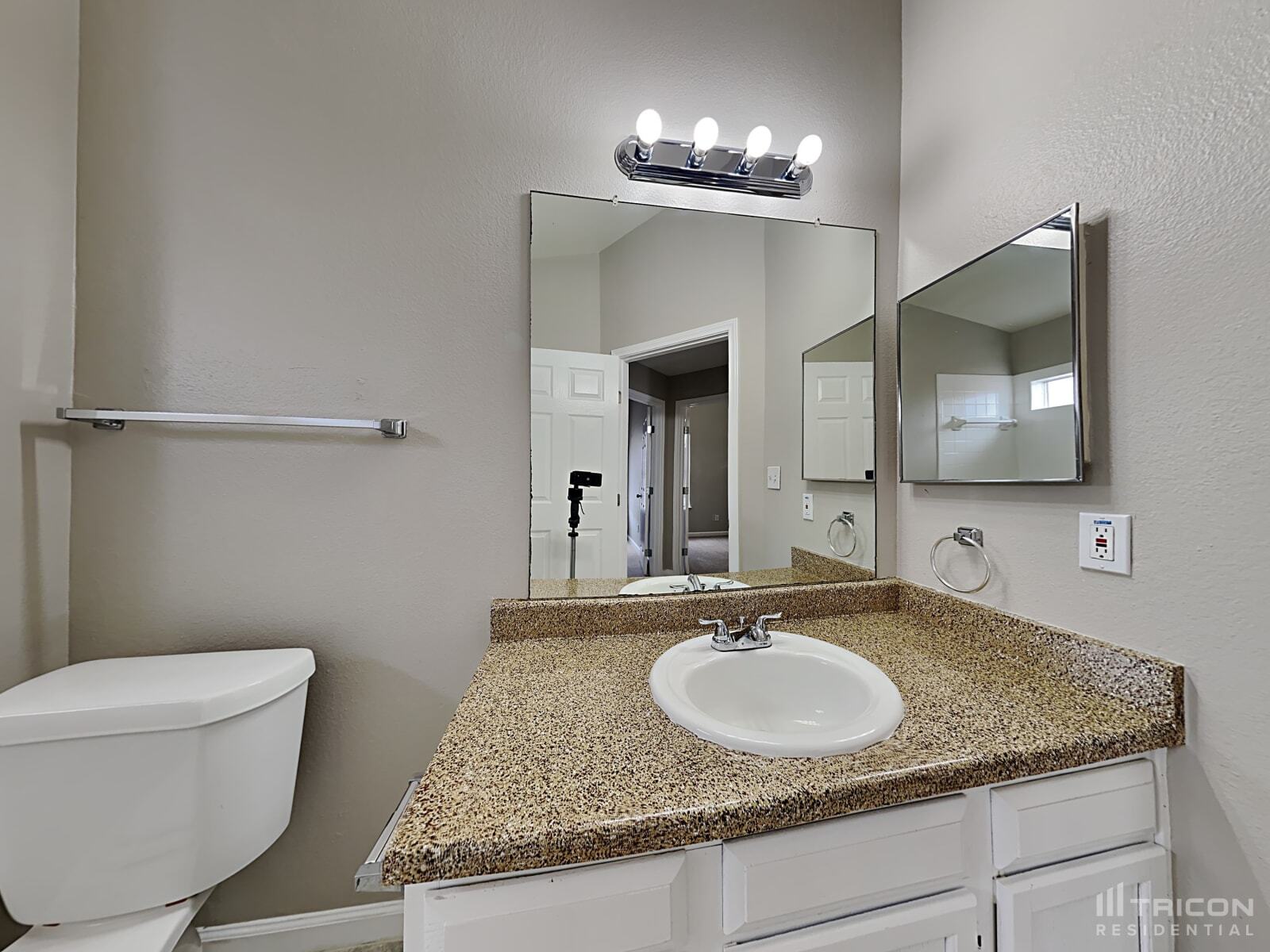 Building Photo - 3146 Boynton Dr