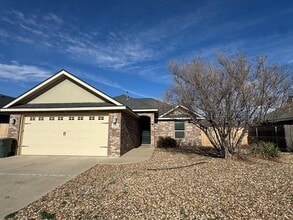 Building Photo - 3304 Bastrop Ave