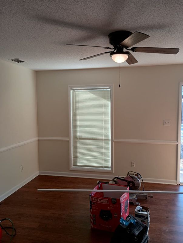 Building Photo - 921 Odom Dr