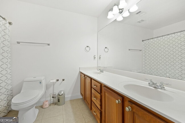 Building Photo - 125 Highgrove Pl