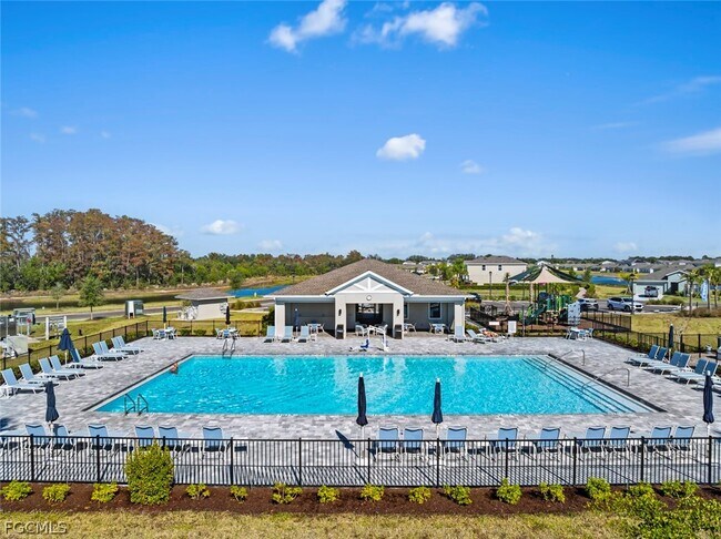 Building Photo - 19972 Green Pasture Rd