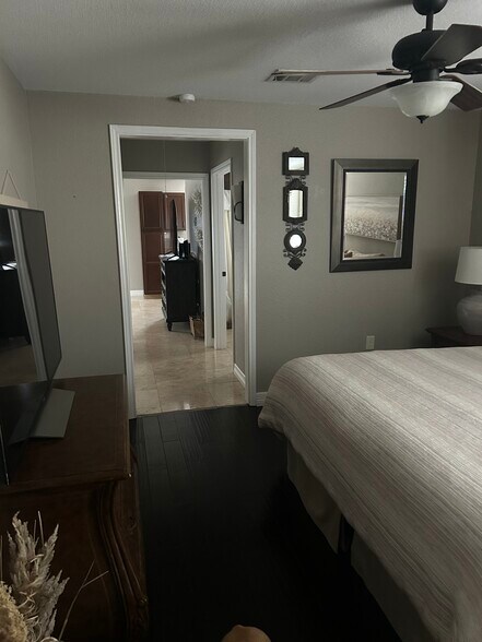 Building Photo - 6108 Cloudy Ridge St