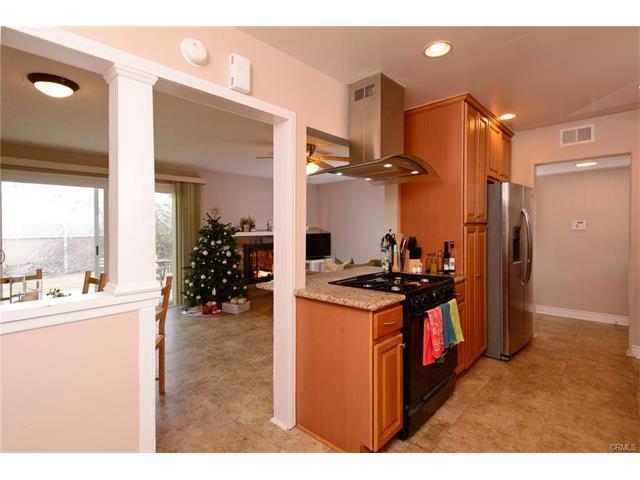 Building Photo - 1535 E Everett Pl