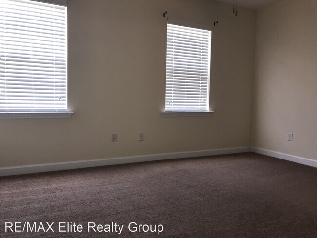 Building Photo - 2 br, 2.5 bath House - 309-3 Burley Drive