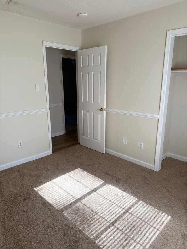 Building Photo - 4 Bedroom, 3 Bath Home – Fully Updated & Move-In Ready! ($1,750/mo)