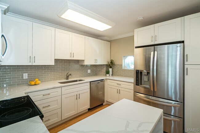 Building Photo - 1120 S Mason Rd