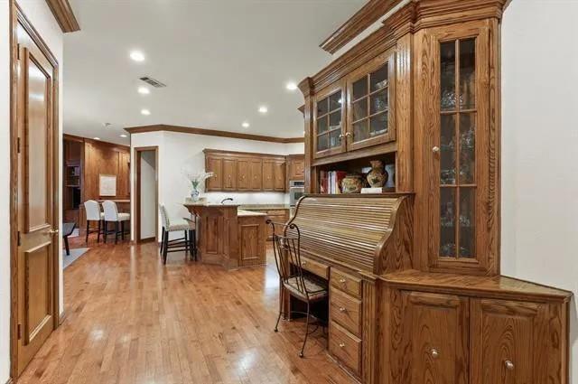 Building Photo - 5327 Willow Wood Ln