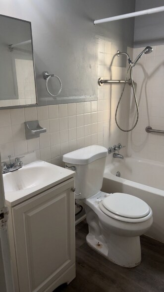 Building Photo - 3123 Bracken Woods Ln