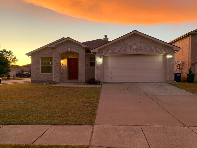 Building Photo - 1600 Jester Ct