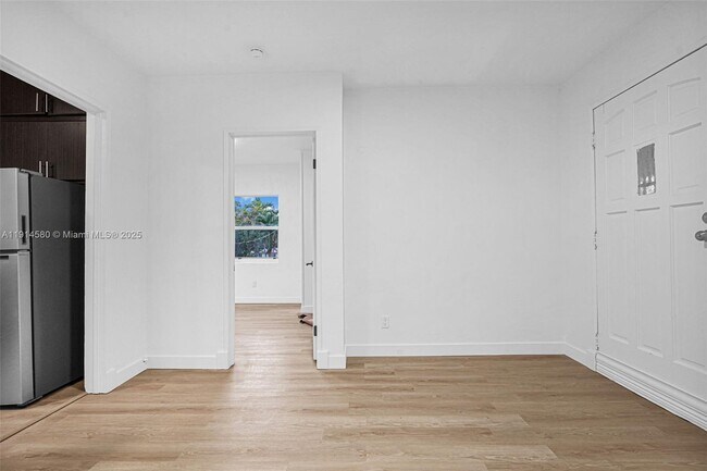 Building Photo - 12287 NE 7th Ave