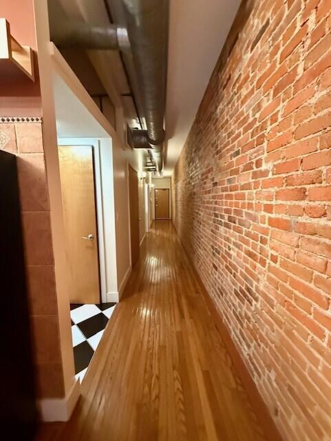 Building Photo - 303 S Main St