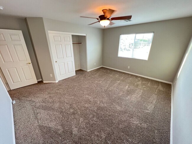 Building Photo - **COMING SOON** UPGRADED 5BD/3.5BA SUMMERLIN HOME W/ POOL!