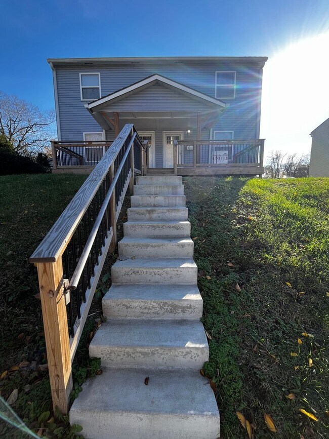 to this newly renovated house in d... 3205 E 20th St Kansas