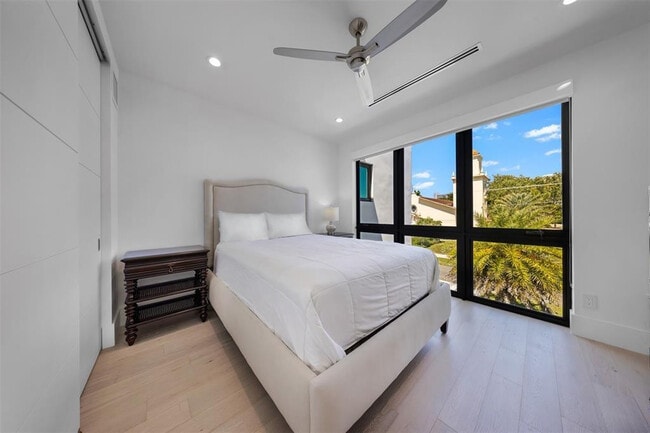 Building Photo - 2001 Marietta Dr