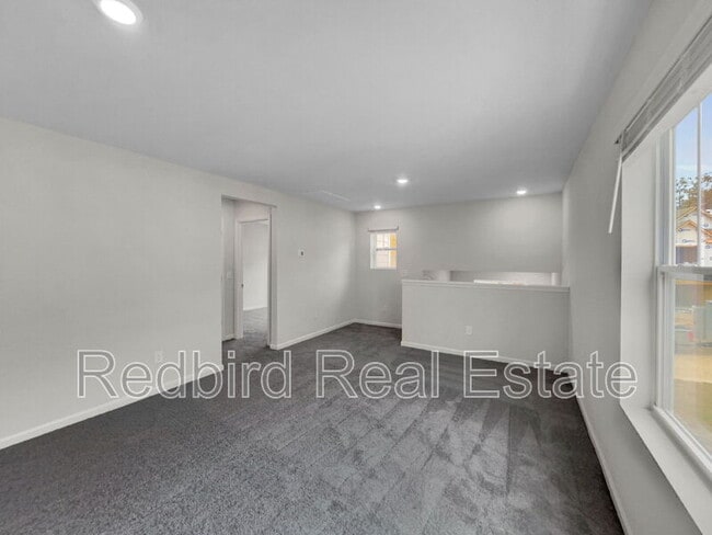 Building Photo - 1665 Manuka Ln